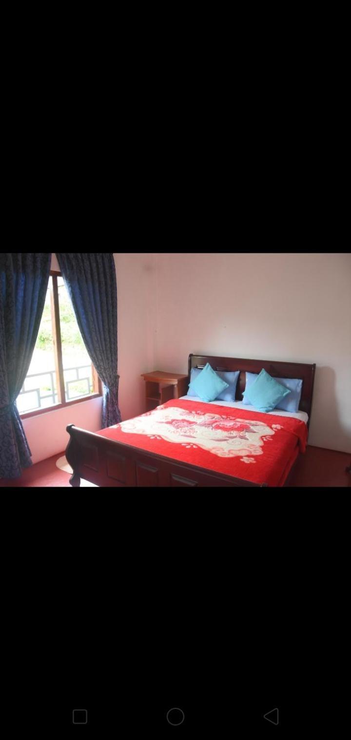 The Train View Bed and Breakfast Nuwara Eliya Exterior foto